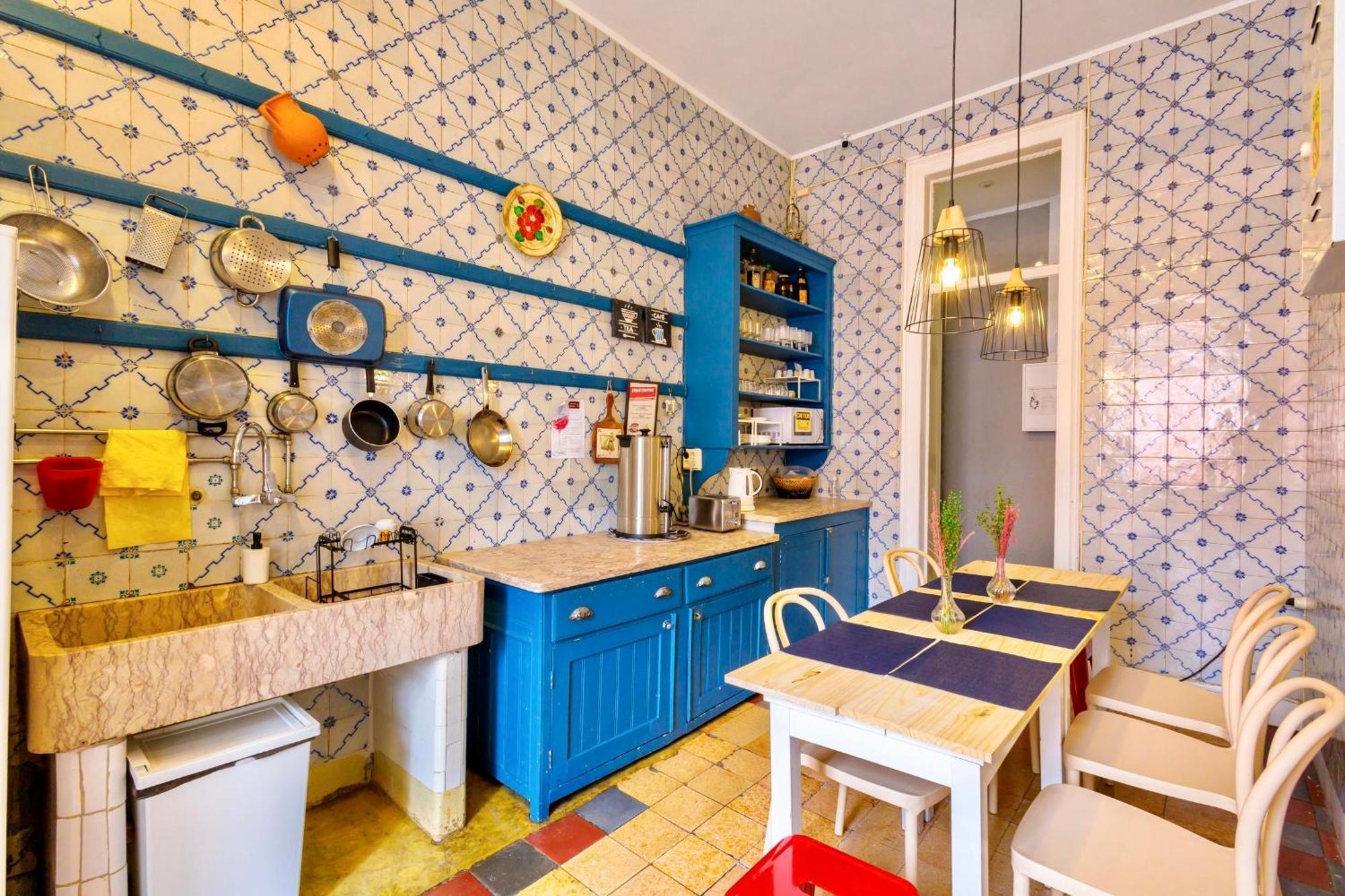 Ambiente Hostel ลิสบอน ภายนอก รูปภาพ