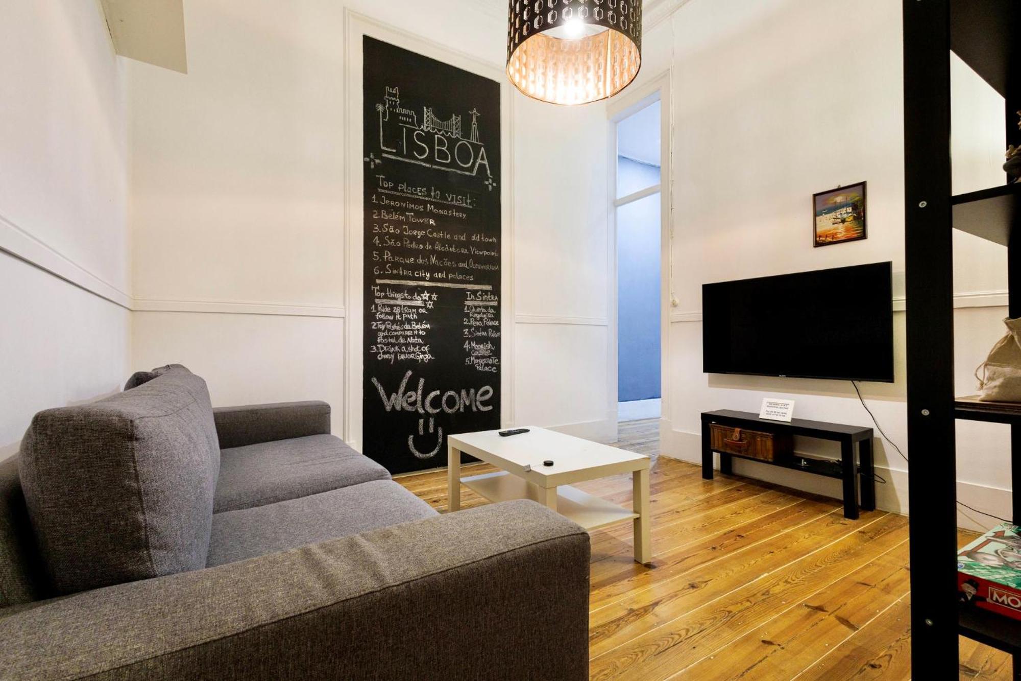 Ambiente Hostel ลิสบอน ภายนอก รูปภาพ